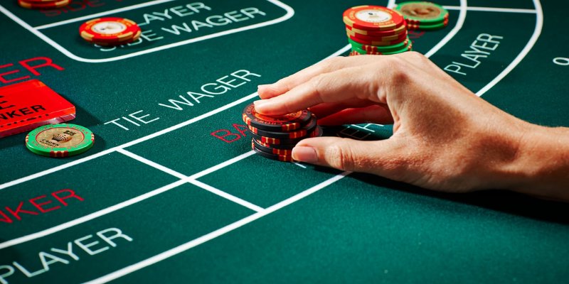 Quy định khi thực hiện rút thêm bài trong Baccarat Ok365